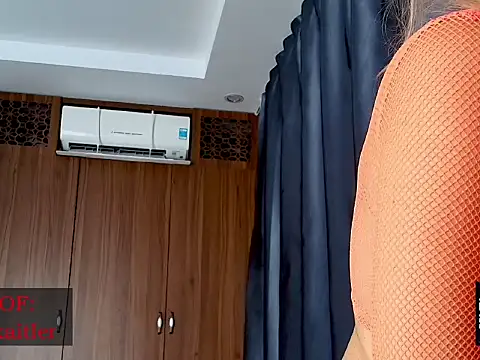 Snapshot of _horny_sexy_ chatting on October 10, 6:34 am  horny sexy  online show from October 10, 6:34 am