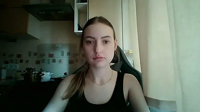 Lisanta online show from April 20, 11:13 am