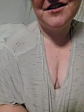 Goddessofawesome online show from April 21, 6:20 am