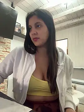 Snapshot of jimena-m chatting on April 29, 5:52 pm jimena-m online show from April 29, 5:52 pm