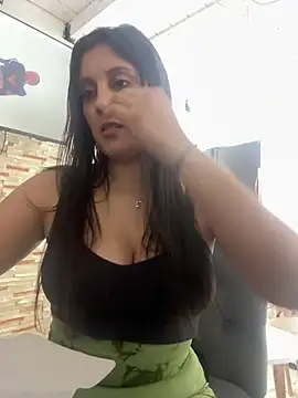 Snapshot of jimena-m chatting on May 1, 8:57 pm jimena-m online show from May 1, 8:57 pm
