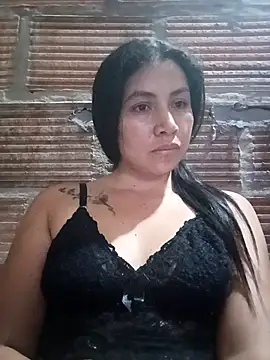 MiaDesireAndWildLover online show from April 25, 3:31 am