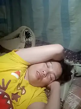 Snapshot of phuongtrinh1 chatting on May 12, 7:00 pm phuongtrinh1 online show from May 12, 7:00 pm