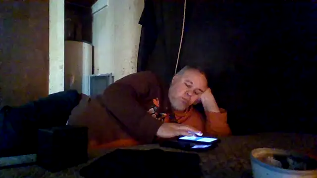 Nightshade1195 online show from June 17, 8:43 pm