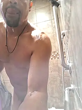 horny12many online show from April 22, 6:20 pm