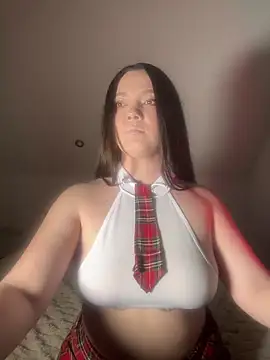Snapshot of AlyraMoon chatting on May 16, 6:07 pm AlyraMoon online show from May 16, 6:07 pm