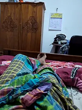 Snapshot of dahuwa122 chatting on April 20, 3:59 pm dahuwa122 online show from April 20, 3:59 pm