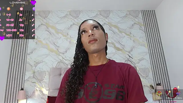 Mia Hiills online show from June 6, 3:11 am