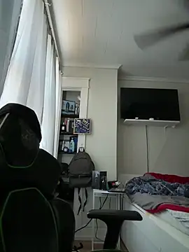 luv chino online show from April 27, 5:33 pm