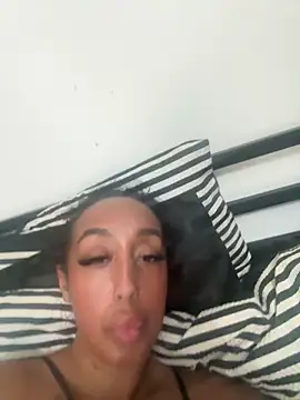 peekabooty-x online show from April 22, 5:47 pm