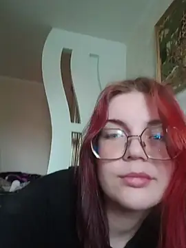 Snapshot of LoisFox chatting on April 23, 1:57 pm LoisFox online show from April 23, 1:57 pm