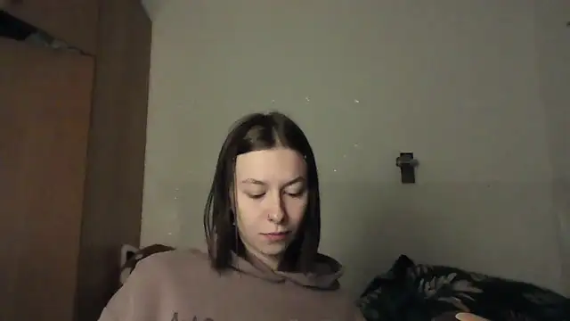 Snapshot of JuicyErika chatting on April 26, 8:39 pm JuicyErika online show from April 26, 8:39 pm
