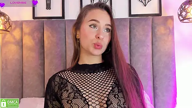 Snapshot of Vanne_Queen_ chatting on August 2, 1:31 pm Vanne Queen online show from August 2, 1:31 pm