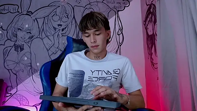marco 777  online show from April 30, 8:57 pm