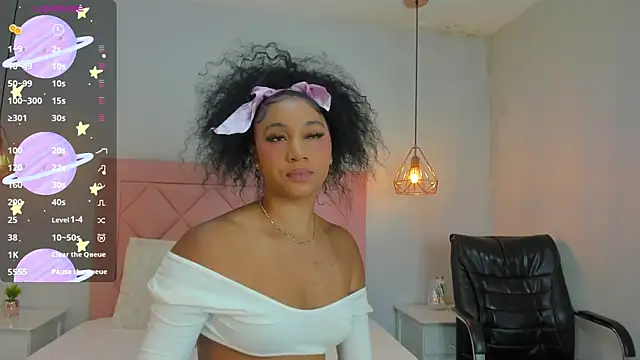 ashley  walker online show from July 22, 3:53 am