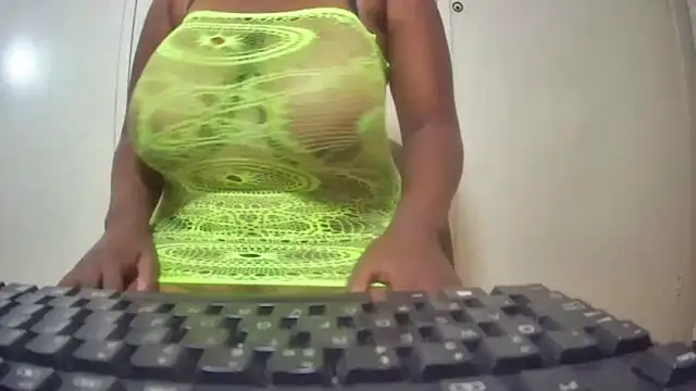 BusttyBoobs19 online show from May 3, 1:00 am