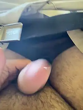 frarorrr online show from April 26, 1:42 pm