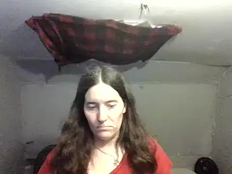Snapshot of Mini83 chatting on June 6, 5:17 pm Mini83 online show from June 6, 5:17 pm