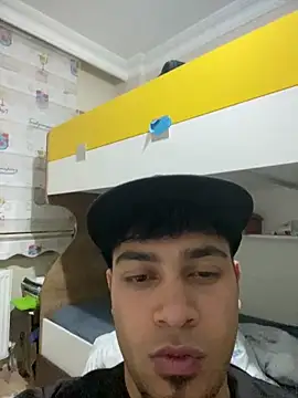 astoperaaa online show from April 22, 8:21 pm