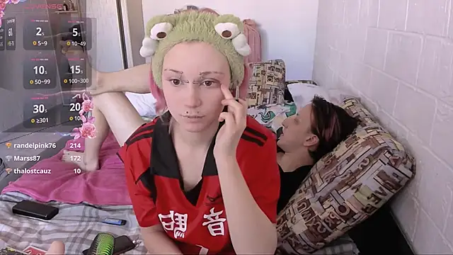 Snapshot of VikaViktoria chatting on June 2, 3:08 am VikaViktoria online show from June 2, 3:08 am