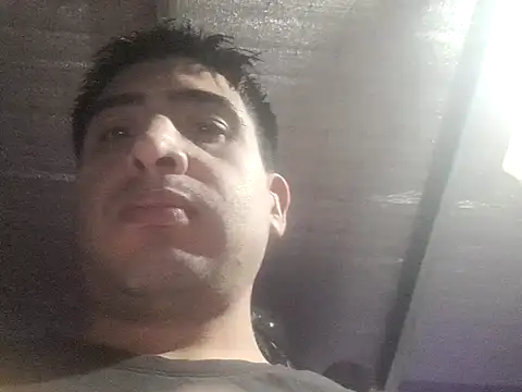 Parejas-2026 online show from May 4, 7:54 pm