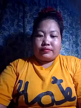 Snapshot of sweet_pinay01 chatting on August 4, 9:56 am sweet pinay01 online show from August 4, 9:56 am