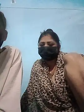 Snapshot of pihu_X chatting on June 7, 6:00 pm pihu X online show from June 7, 6:00 pm