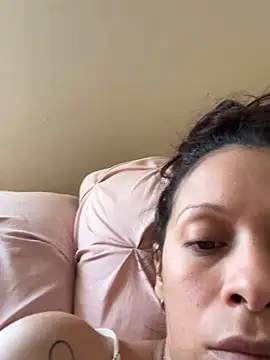 Snapshot of aurak444 chatting on June 6, 2:55 pm aurak444 online show from June 6, 2:55 pm