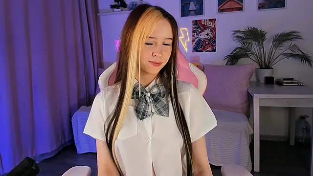 Luvienne Belle online show from June 2, 2:13 am