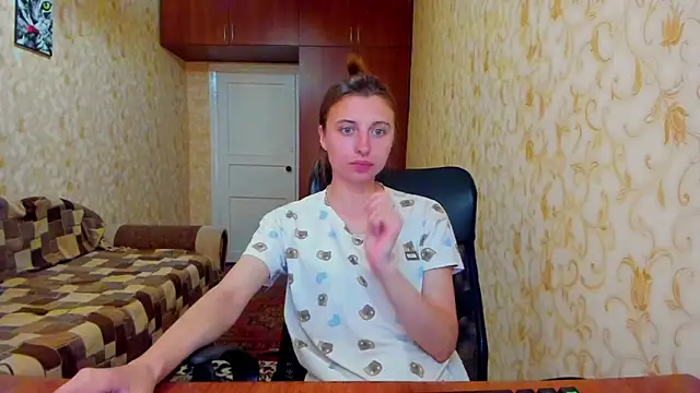MilaShka29 online show from June 12, 7:18 am