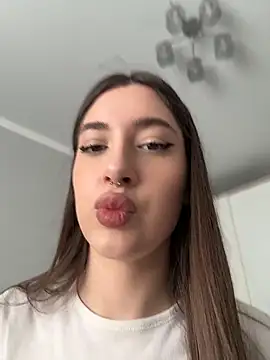 BOOMFOXY online show from June 5, 11:38 am