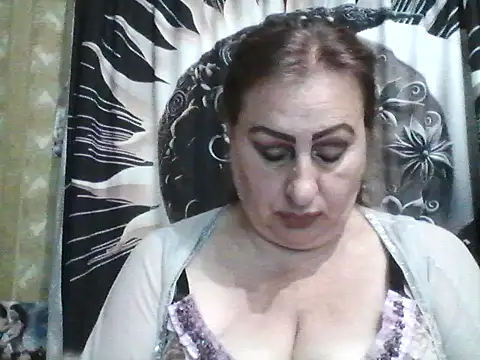 LoaqLovew online show from June 26, 6:51 am