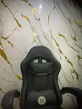 Snapshot of oriana_sweet chatting on April 25, 3:31 pm oriana sweet online show from April 25, 3:31 pm