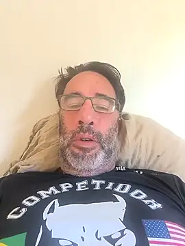 visualizechat online show from May 1, 1:05 pm