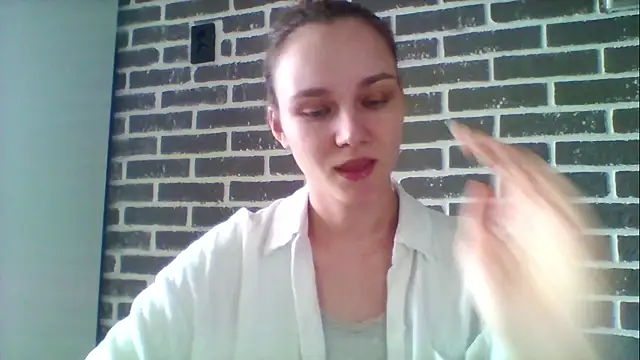 Snapshot of DolcezzaCream chatting on April 29, 11:14 am DolcezzaCream online show from April 29, 11:14 am