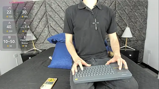 Snapshot of DemonFoxx chatting on June 9, 12:06 pm DemonFoxx online show from June 9, 12:06 pm