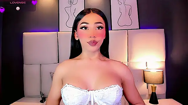Snapshot of Aleisha_Beaumont chatting on July 21, 9:50 pm Aleisha Beaumont online show from July 21, 9:50 pm