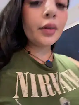 Snapshot of -Lorelain- chatting on June 20, 3:20 am -Lorelain- online show from June 20, 3:20 am