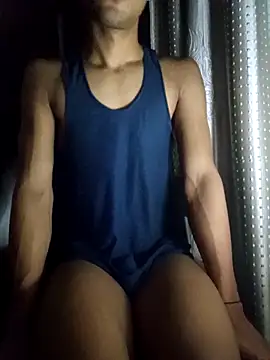 Snapshot of skinny_raj chatting on May 7, 8:03 pm skinny raj online show from May 7, 8:03 pm