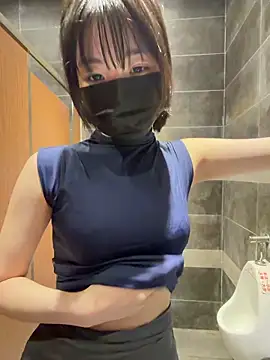 strawberry-boby online show from April 24, 9:56 am