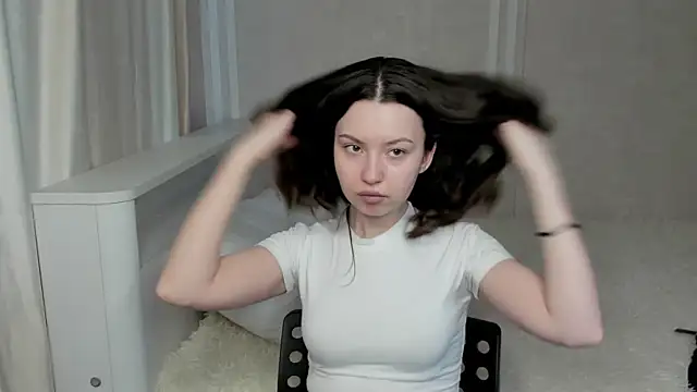 JanLokietek online show from April 30, 8:31 am