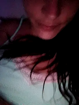 Snapshot of ayxagulosa chatting on April 25, 2:03 pm ayxagulosa online show from April 25, 2:03 pm