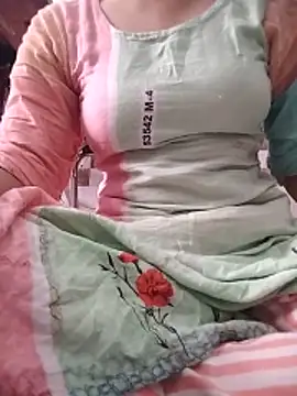 Snapshot of Kittu_kumari chatting on May 21, 5:36 am Kittu kumari online show from May 21, 5:36 am