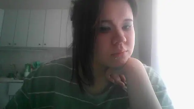 Amanda Mia  online show from May 6, 9:14 am