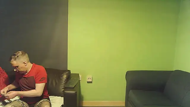 sexyass72 online show from March 2, 6:40 pm