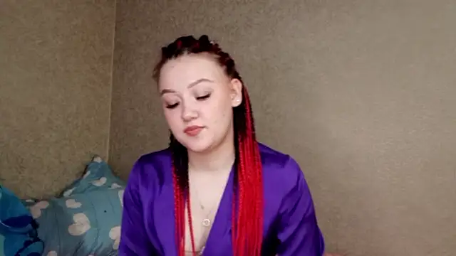 FlameDina online show from April 24, 1:35 pm