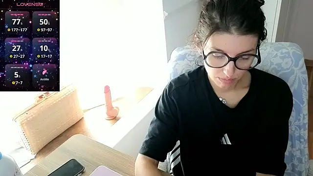 charlieangella online show from June 23, 6:44 am
