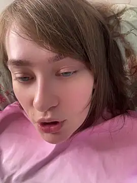 BettyRussian online show from May 2, 11:48 am
