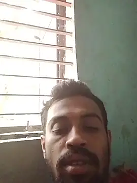 Snapshot of desibullboybd chatting on May 20, 8:09 am desibullboybd online show from May 20, 8:09 am
