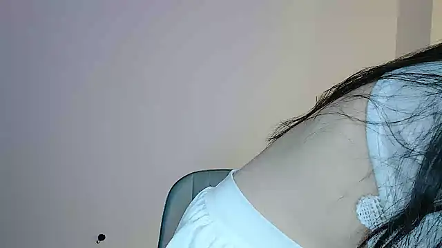 Snapshot of Zhizhi-99 chatting on June 5, 6:24 pm Zhizhi-99 online show from June 5, 6:24 pm